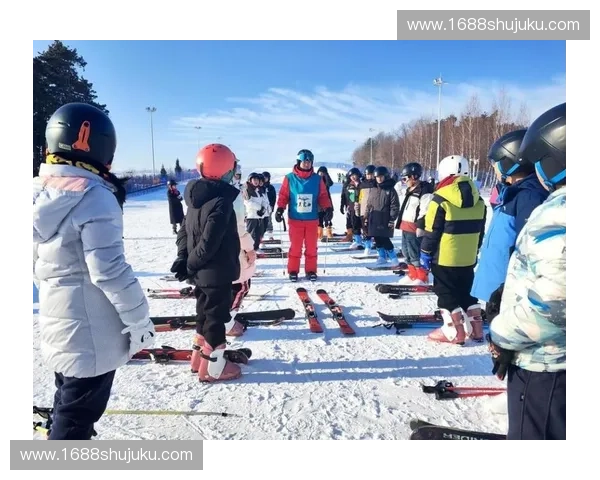 以雪杖推动技术为核心探析冬季滑雪运动效率提升与身体协调发展路径